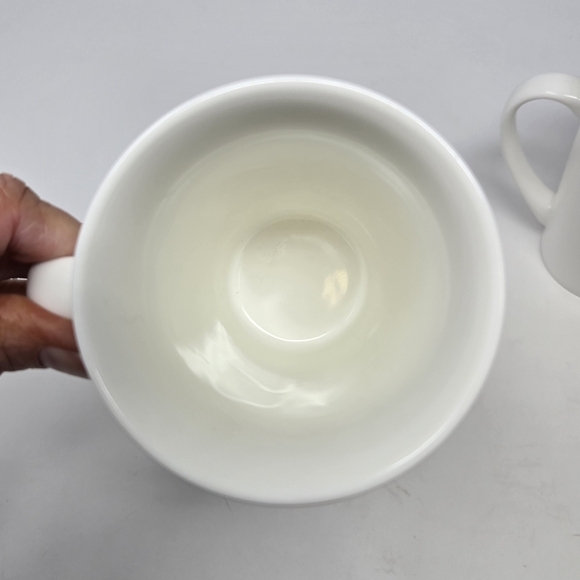 STARBUCKS SET OF 2 RED STARBURST FIREWORKS WHITE COFFEE CUP MUG RETIRED 2014 - Picture 8 of 12